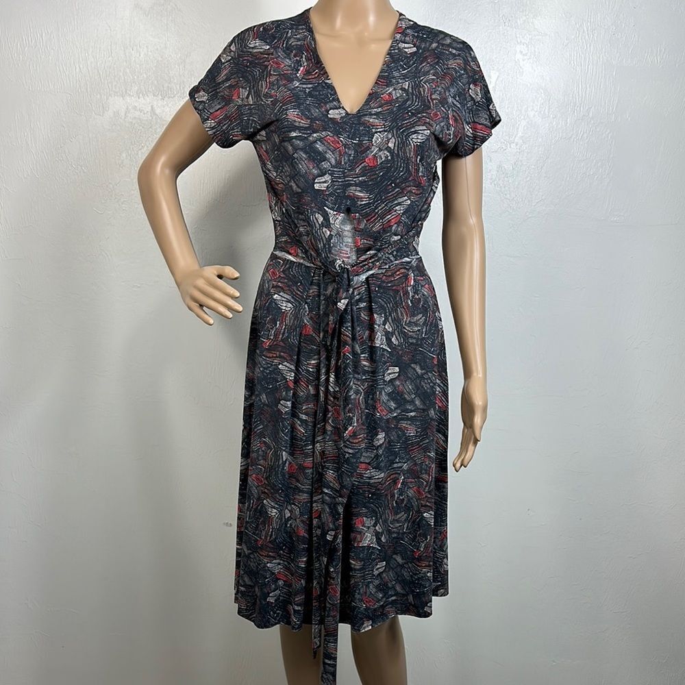 FIT Elegant Abstract Print Short Sleeve V-neck Belted Dress Size S